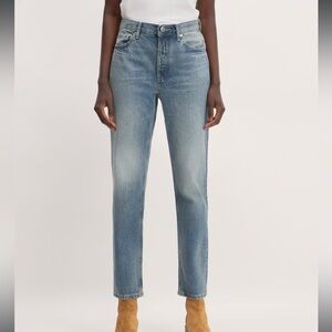 Everlane the curvy 90’s cheeky straight jean